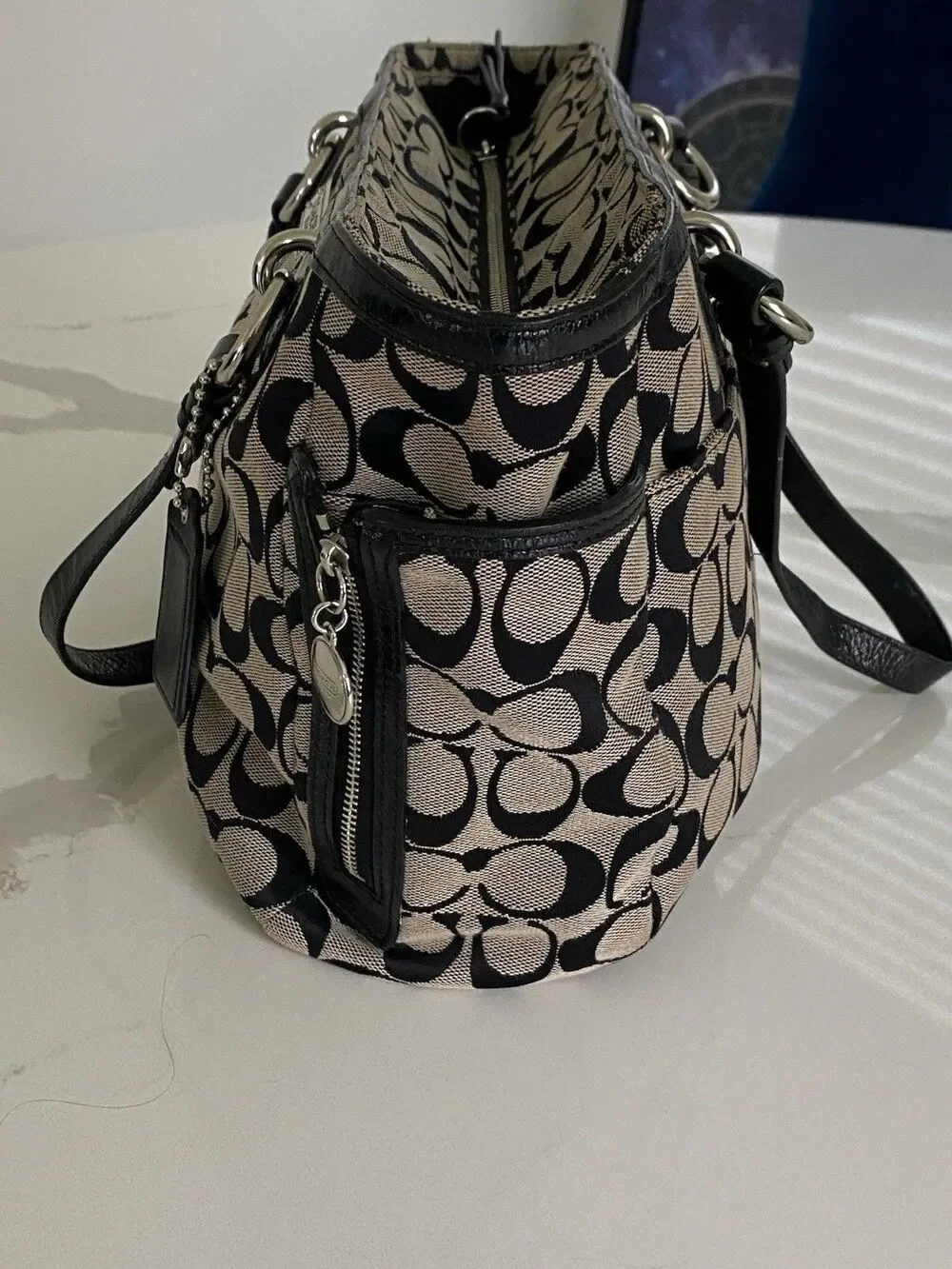 Coach Gallery Signature Tote In Black And Gray Jacquard Canvas